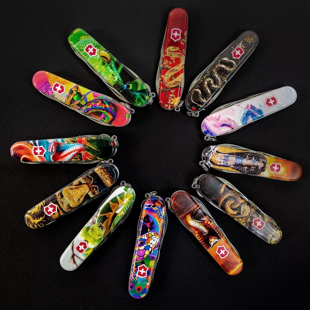 Victorinox Spartan Swiss Army Knife - Black Snake (+ pin and lanyard)